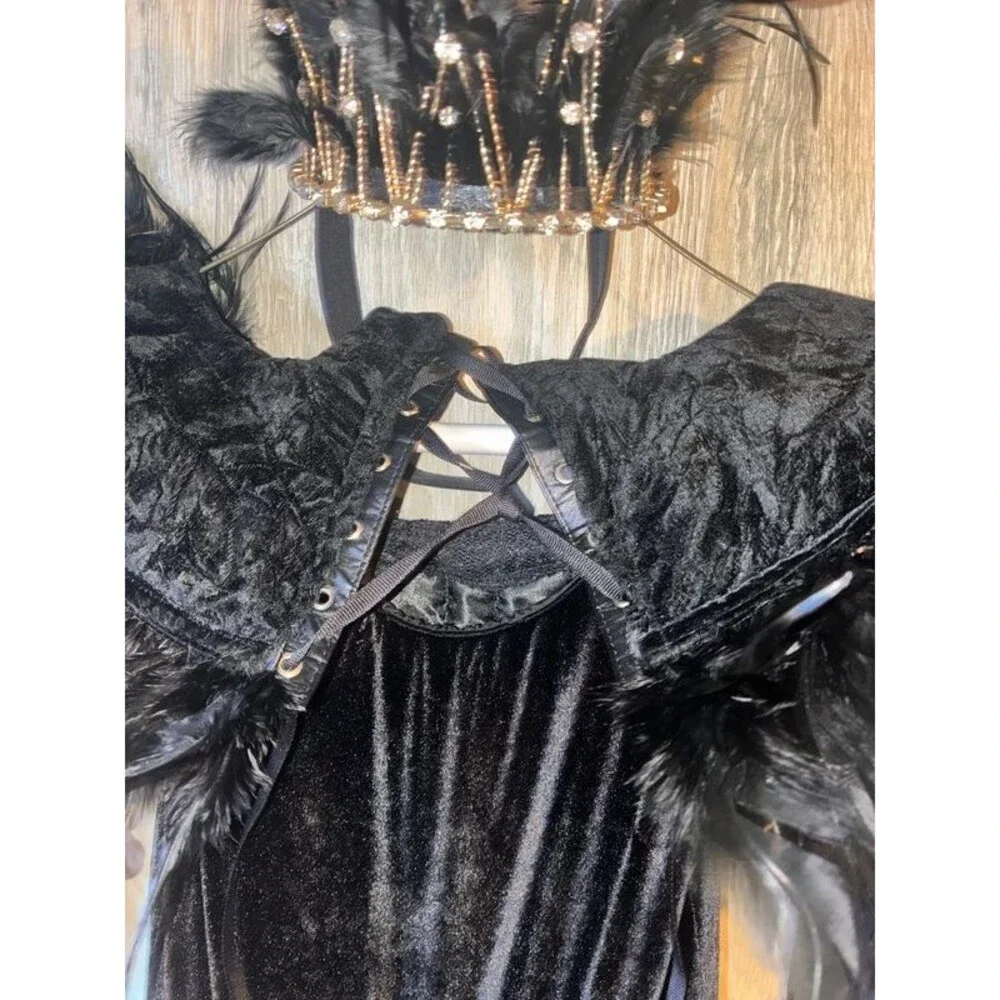 Girls Vampire Queen costume Large 10-12yrs